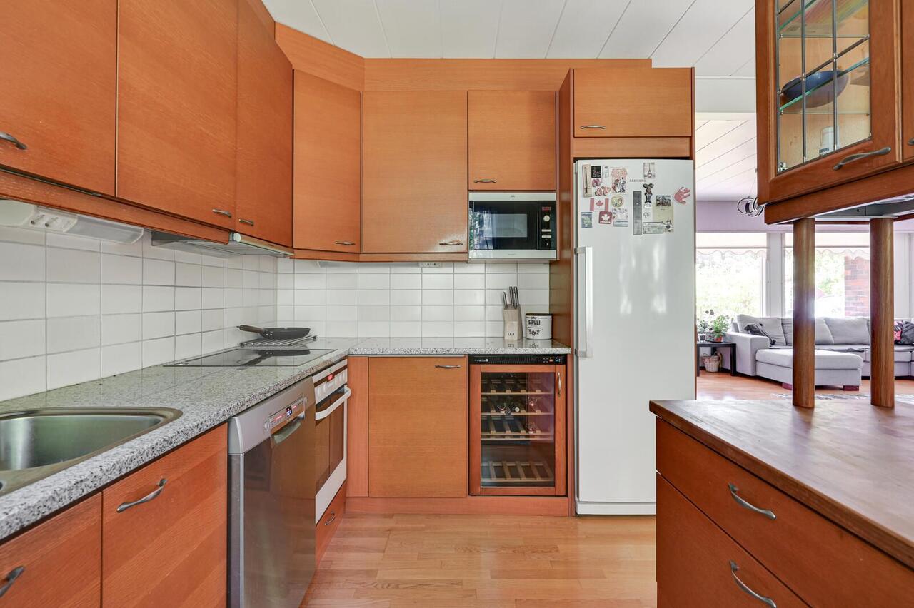 Myydään Omakotitalo, 5 Kotka, Aittakorpi, Erämiehentie 28