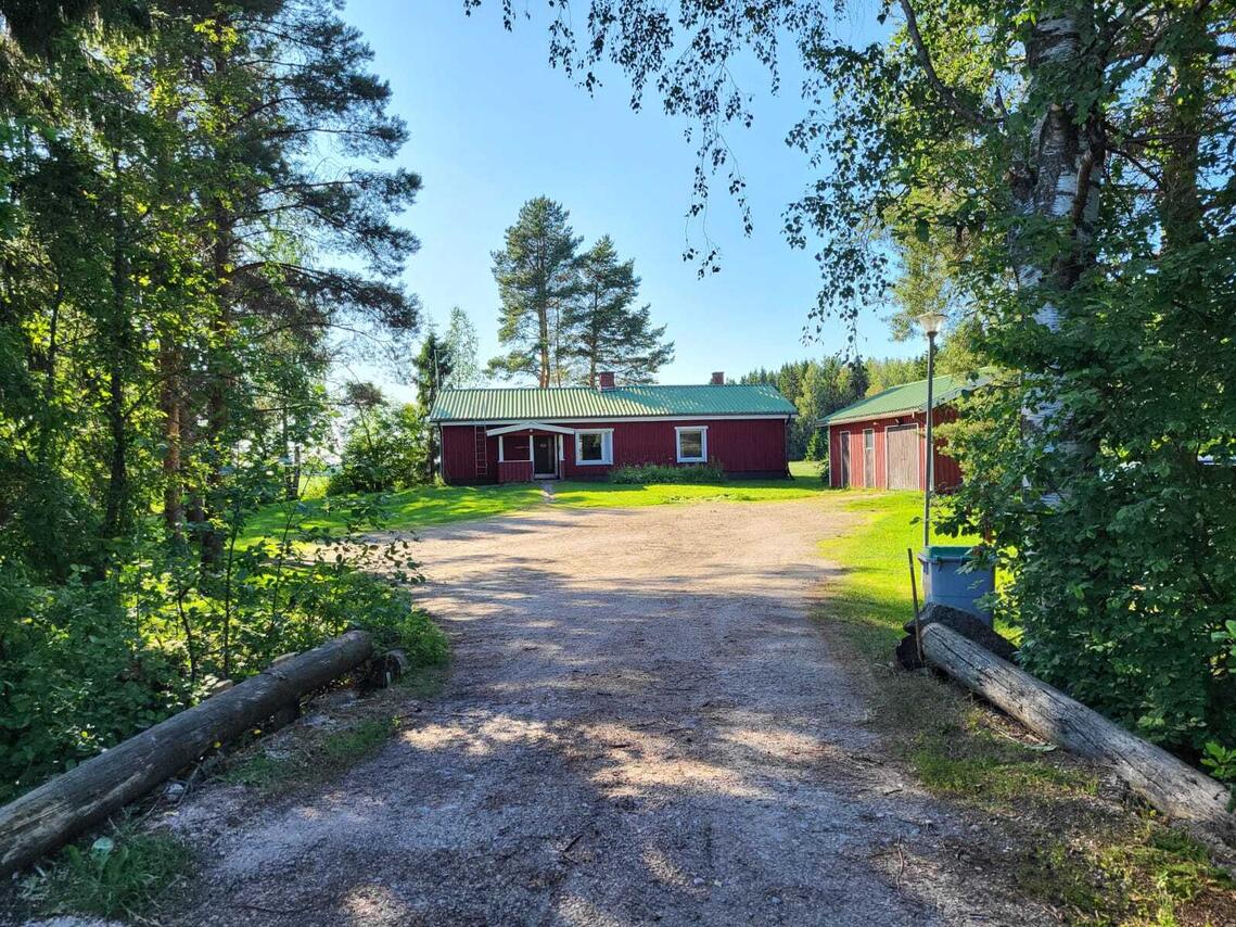 4h + k + khh + s + 2 wc + 2 vh + 4 var + at, 117.0 m² — Mannilantie 20, Ojalanperä Nivala
