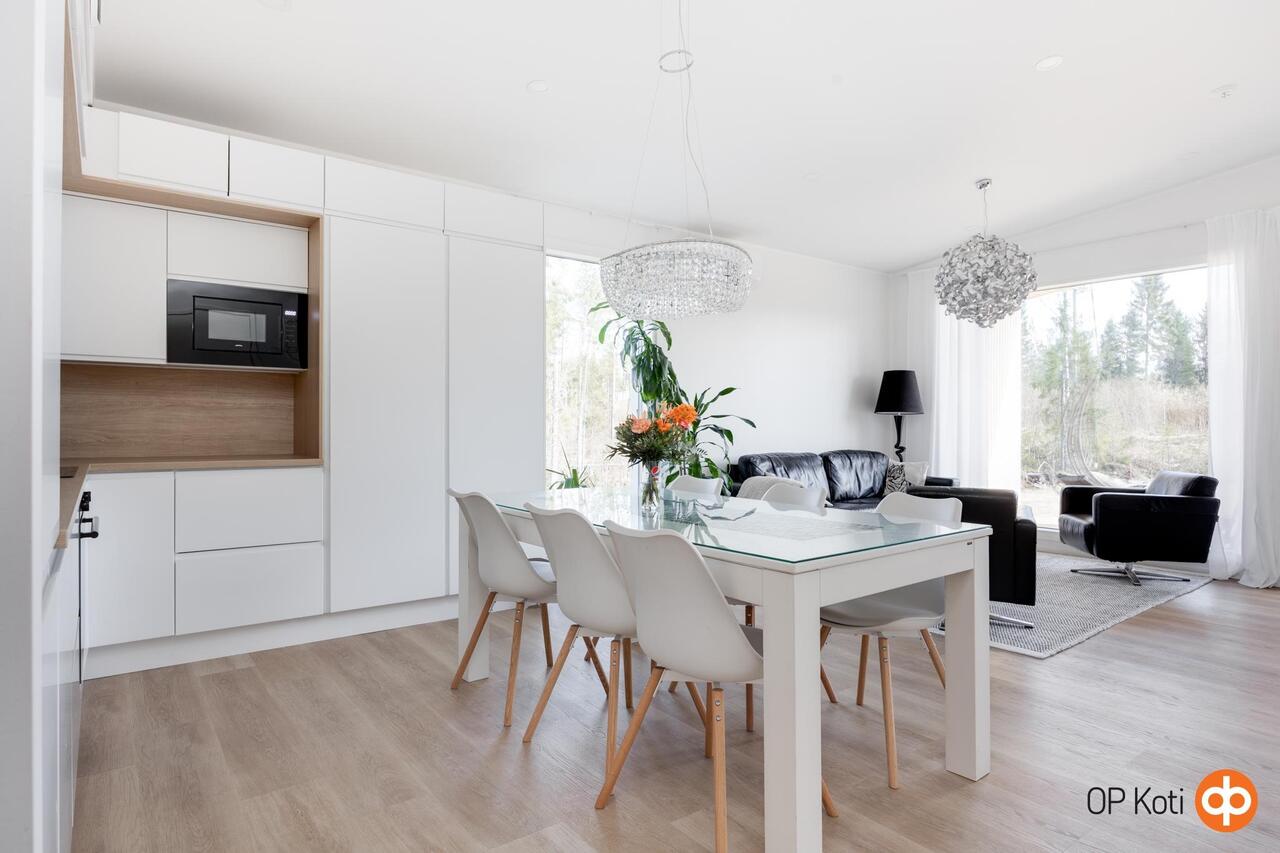 4h, k, khh, kph, s, wc, 88.0 m² — Suvettarenkatu 3 A, Ylivieska