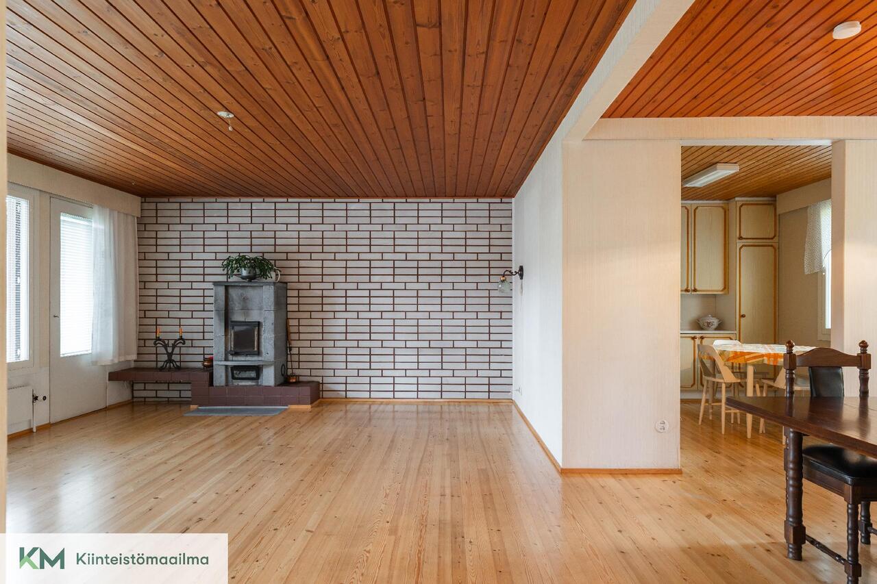 Myydään Omakotitalo, 5 Kotka, Aittakorpi, Eräpolku 2