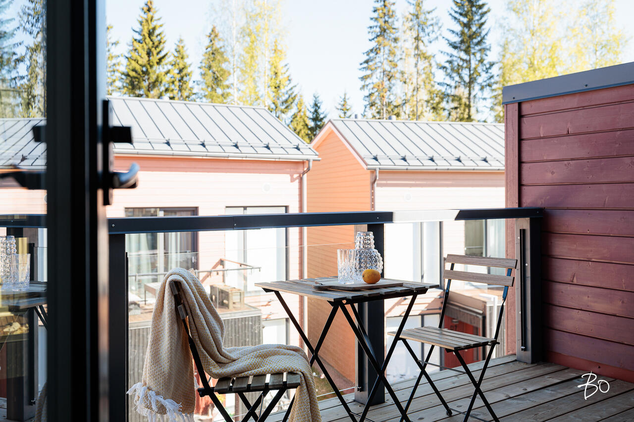 5h, k, rt, khh, kph / s, 2 x erillis-wc, p, ter., ak, 131.2 m² — Haltijankaari 13, Lamminrahka Kangasala
