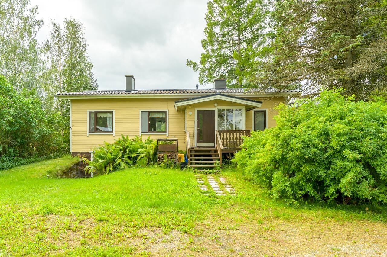 3mh + oh + k + khh + ph + s + et + kel., 90.0 m² — Erkkiläntie 30, Erkkilä Nivala