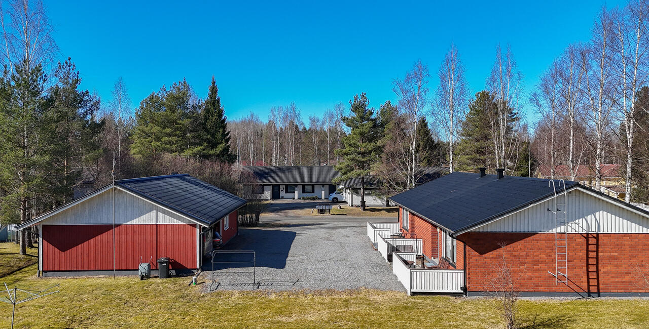 Kaksi asuntoa, molemmat: Mh, oloh, k, kph, s, 127.0 m² — Metsäpirtinkuja 2, Paukkula Kauhajoki