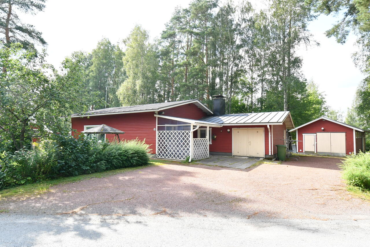 3h, k, kph, s, wc, at, 80.0 m² — Niementie 9, Jalasjärvi Kurikka