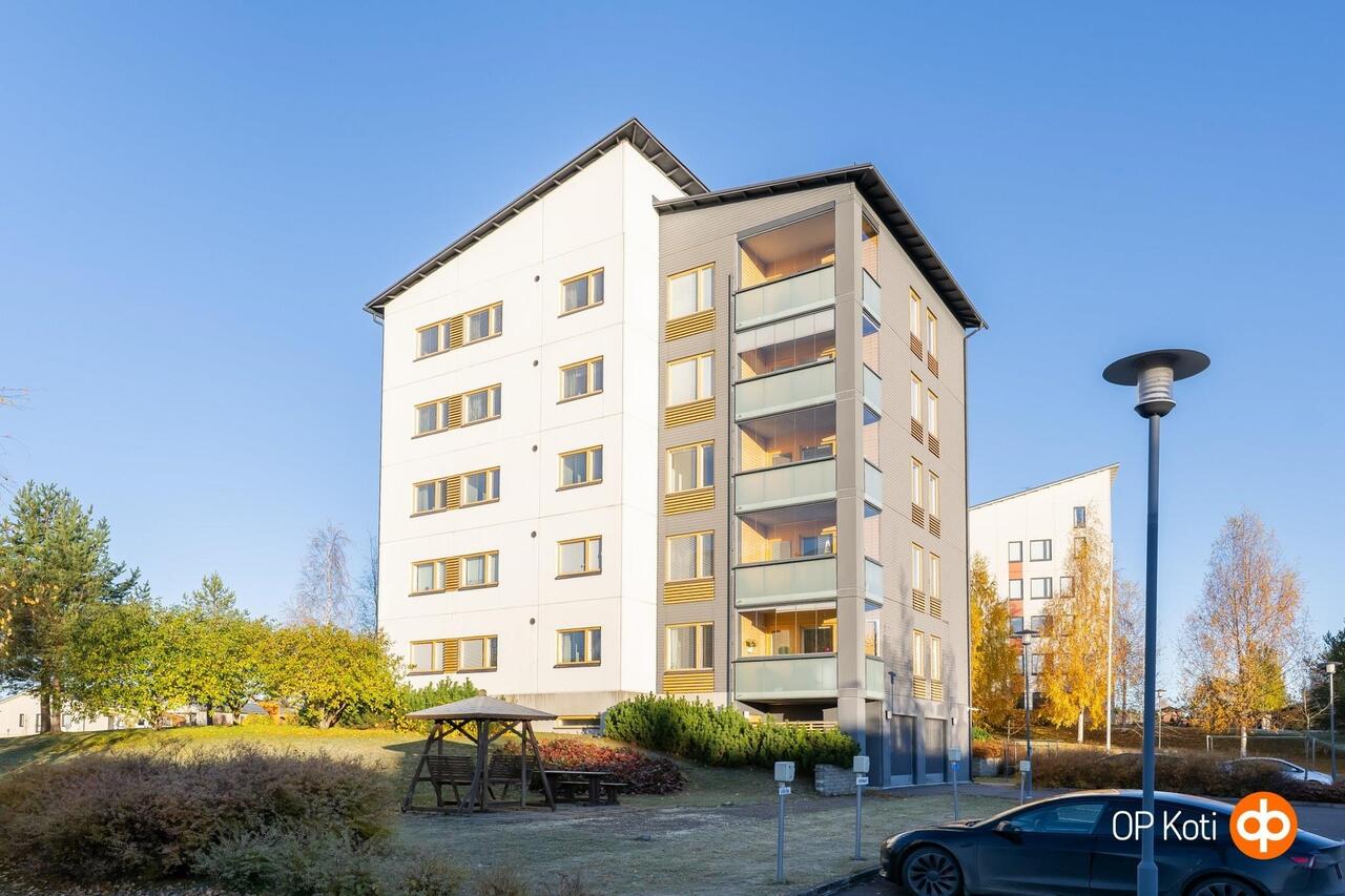 3h + k + kh + s + vh + wc + p, 78.5 m² — Vuojärven puistotie 8 A, Keskusta Laukaa