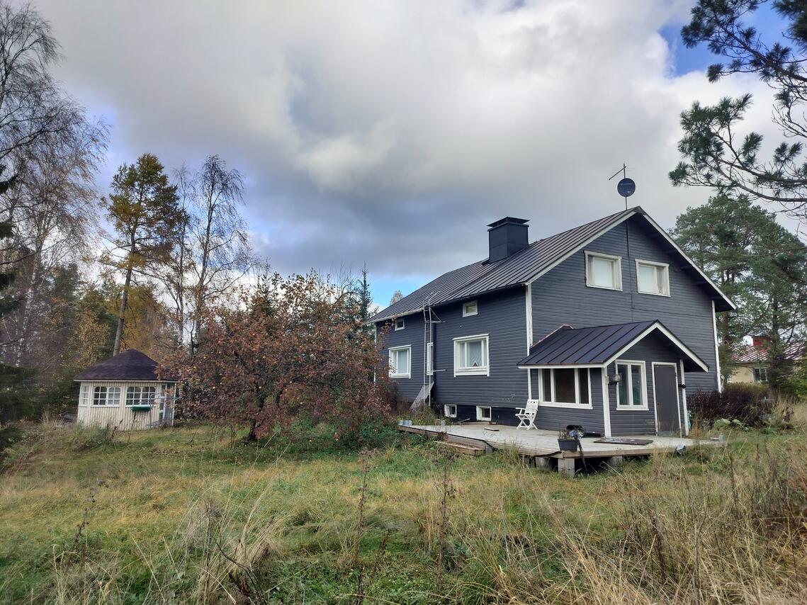 5h + tupakeittiö + khh + ph + s + 2xwc, 220.0 m² — Laulumaantie 26, Maliskylä Nivala