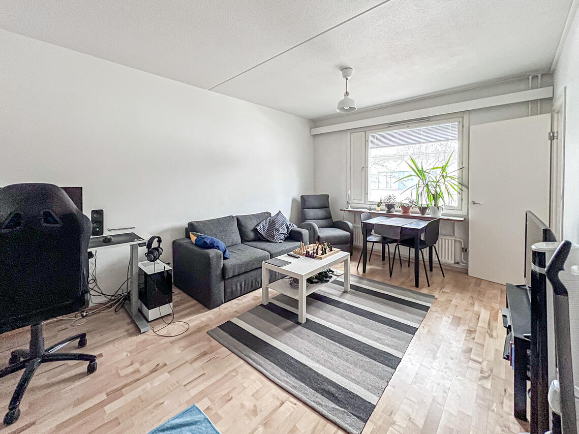 For Sale Block Of Flats 1 Bedroom Espoo Matinkyl Matinraitti 5 B for-sale-block-of-flats-1-bedroom-espoo-matinkyl-matinraitti-5-b