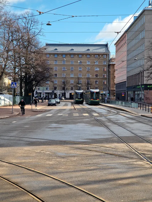 2h + avok, Kallio Helsinki (1/13)