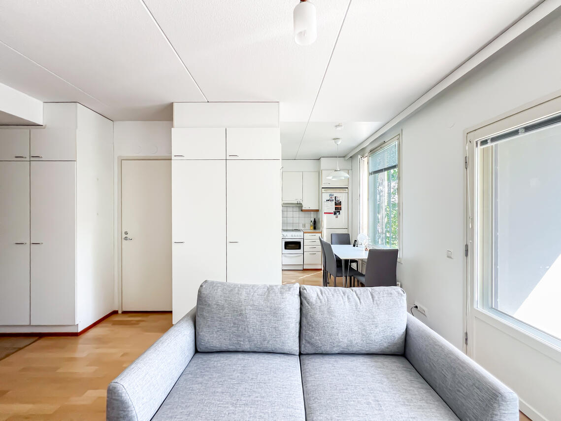 Vuokrataan Kerrostalo Yksiö - Espoo Leppävaara Alberganesplanadi 10 A