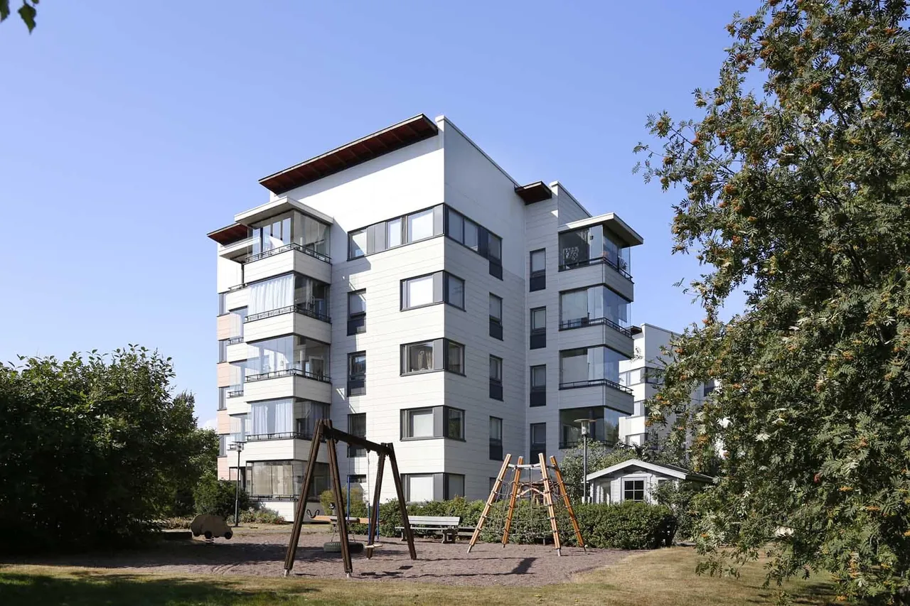 Hyökkäläntie 3 3
