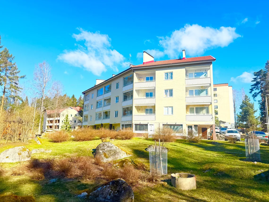 Kaaritie 13 B 1