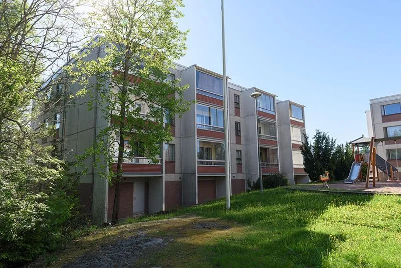 KARVATASKUNKATU 20 3