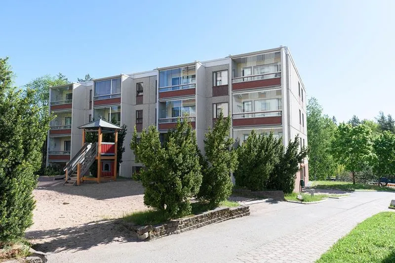 KARVATASKUNKATU 20 4