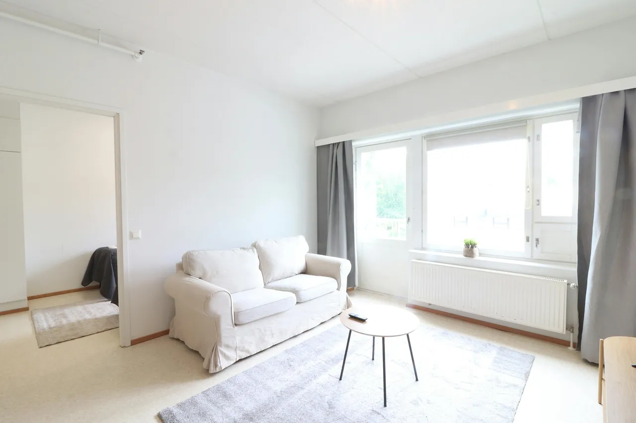 Liukkaankuja 2 3