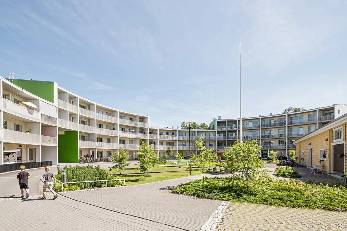 Rakuunankatu 3 2