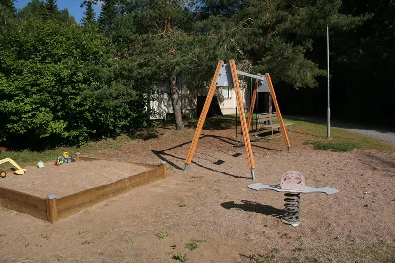 Keltavuokontie 4 5