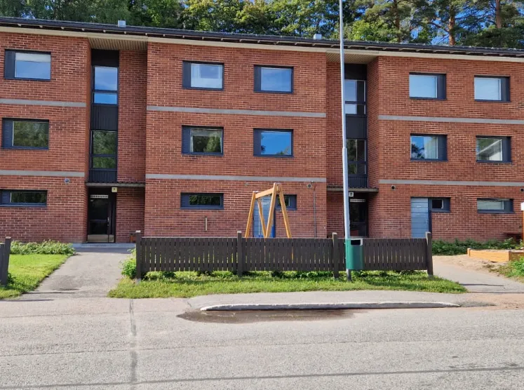 Kaksosvuorentie 23 1
