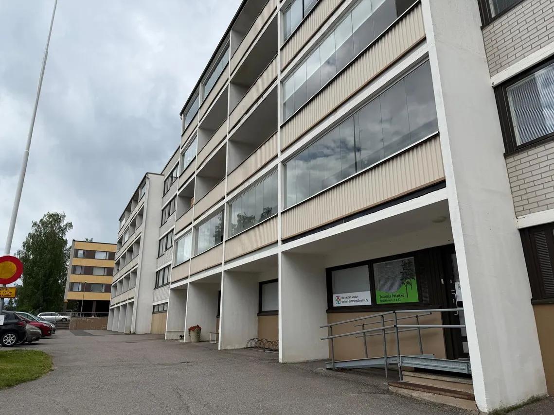 Petäikönkatu 9  A 1