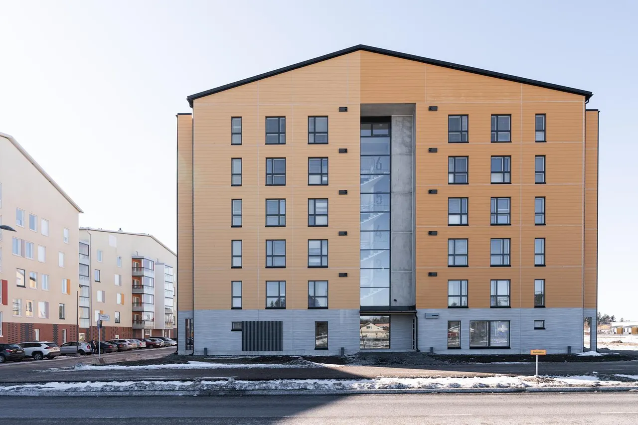 Heinähäntä 1 2
