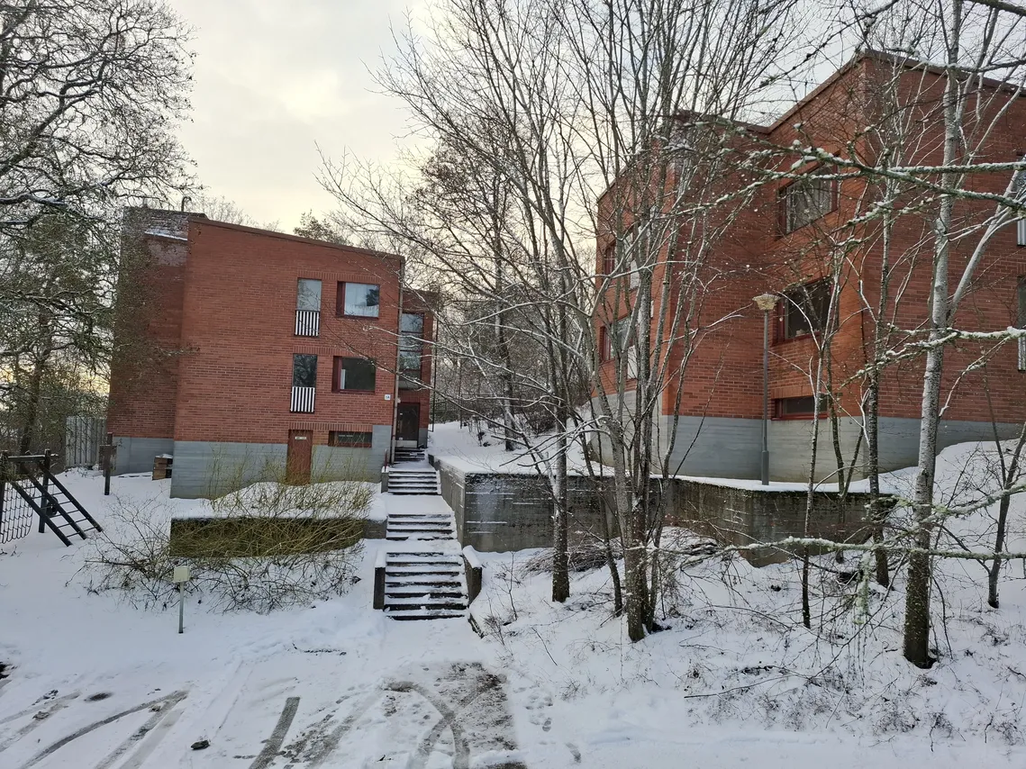 Kyöpelinkuja 1 1