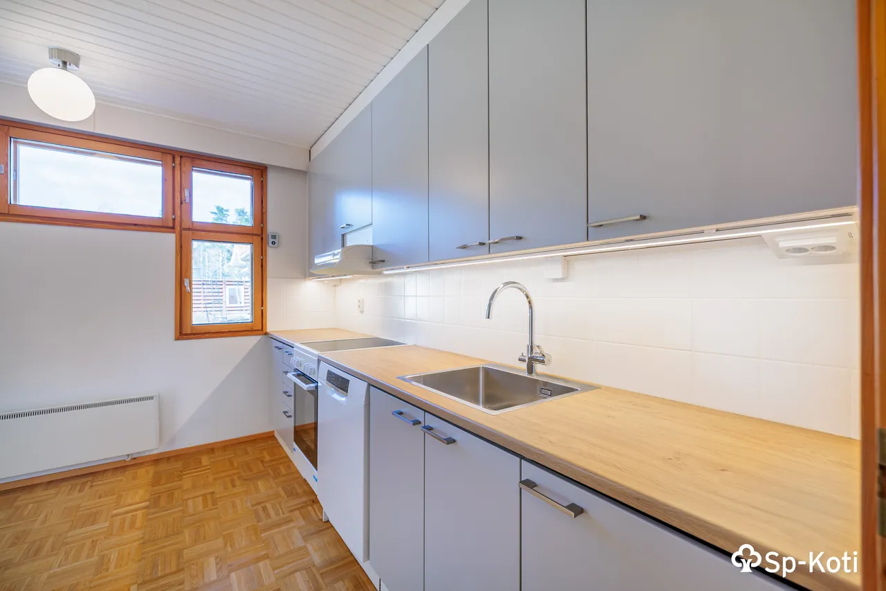 Hanhikankaankatu 15 as 3 5