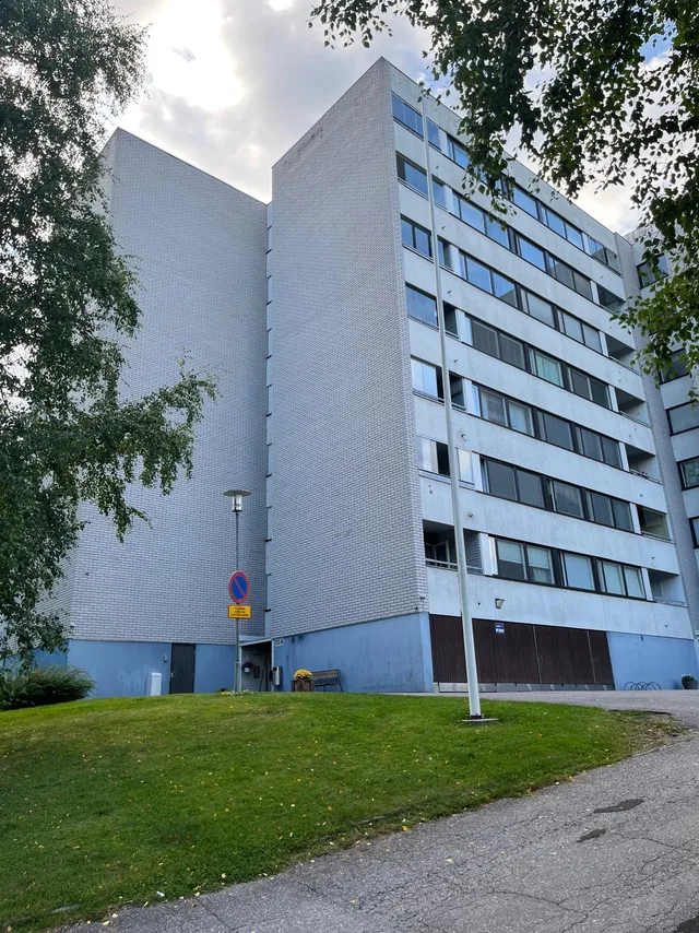 Pihtikatu 10 2