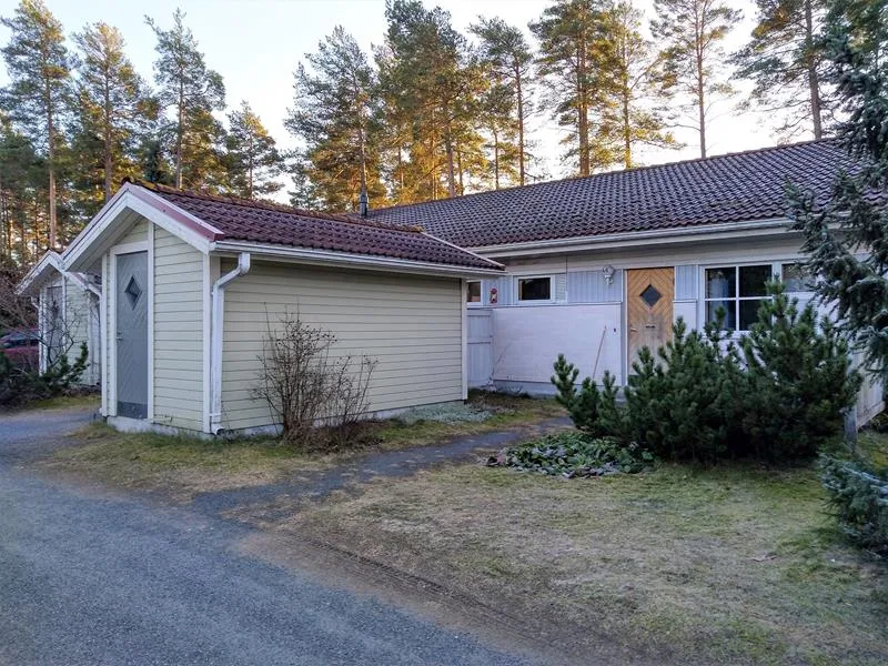Kapteenintie 2 1