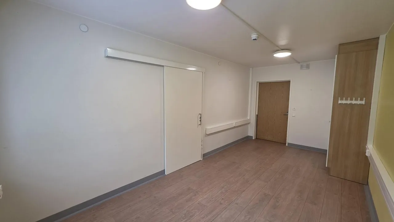 Tekniikantie 4 B 4
