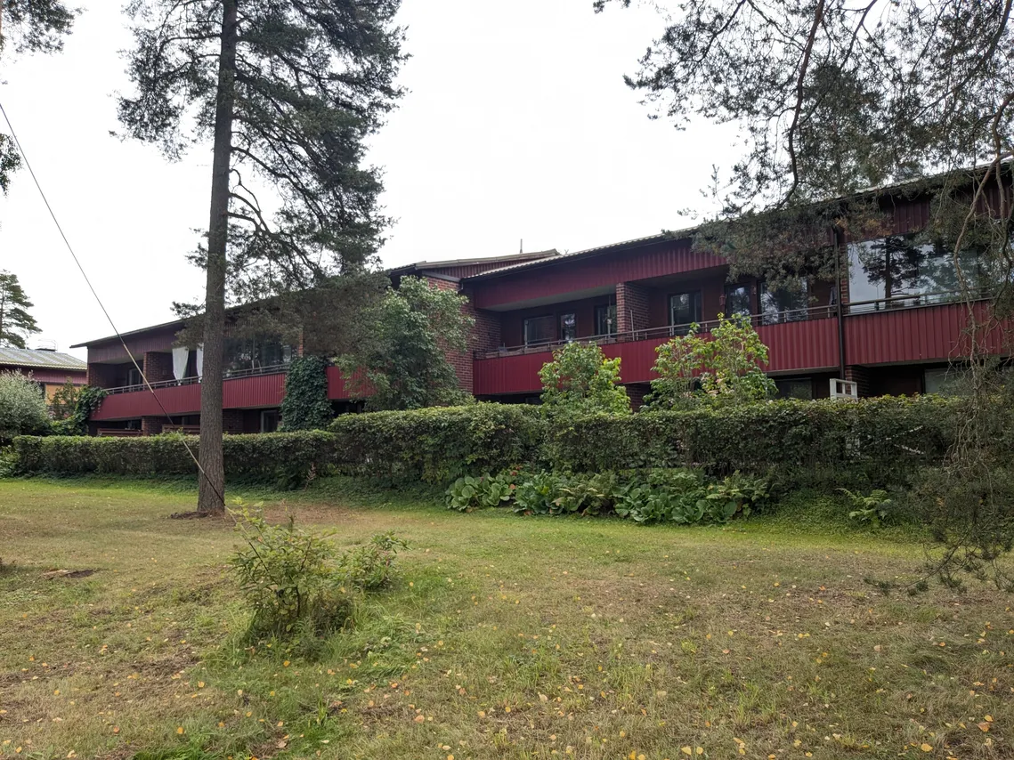 Hetekuja 4 B 1