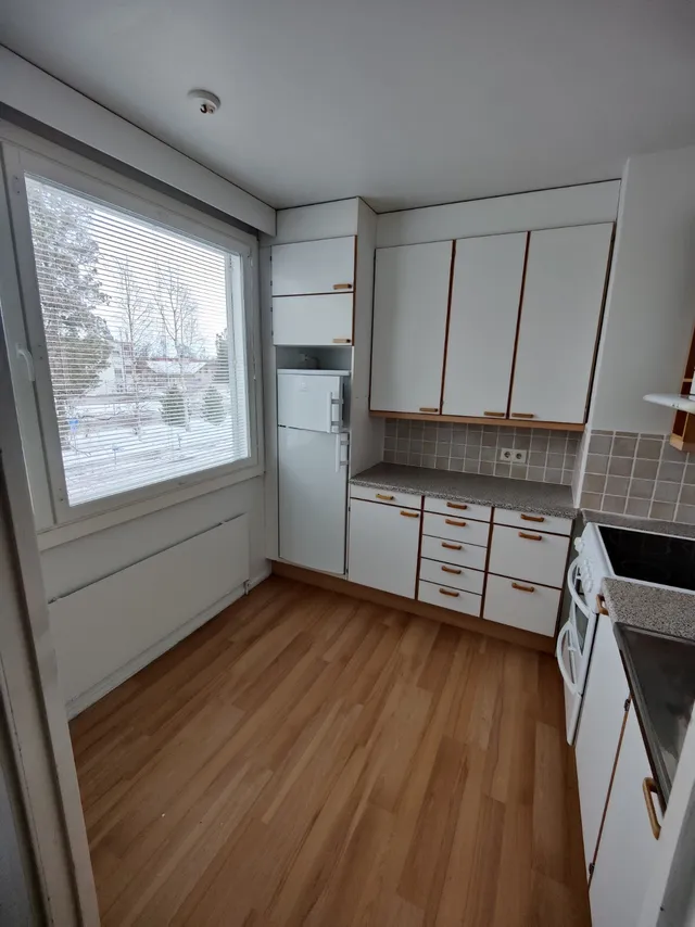 Pitkäkatu 10-12 3