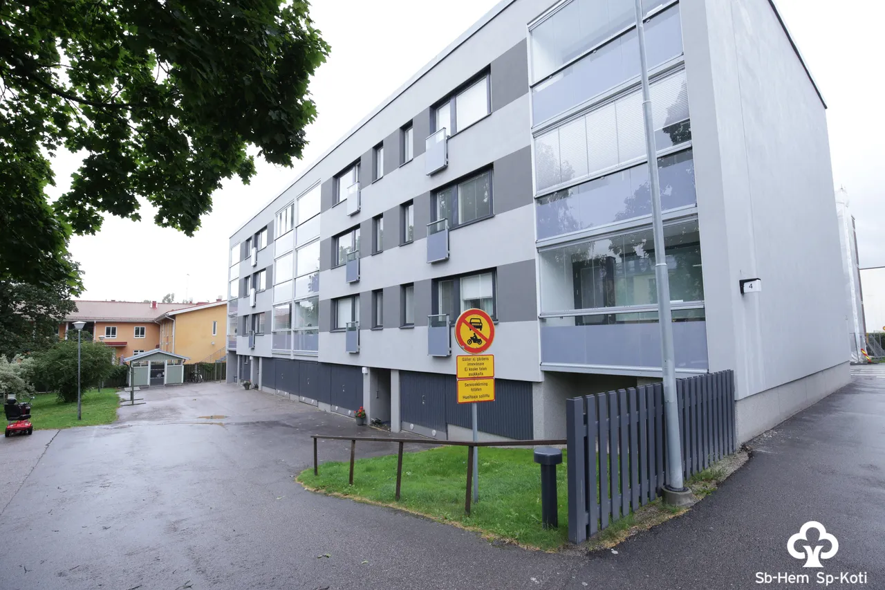 Papinniitynkatu 4 A 1