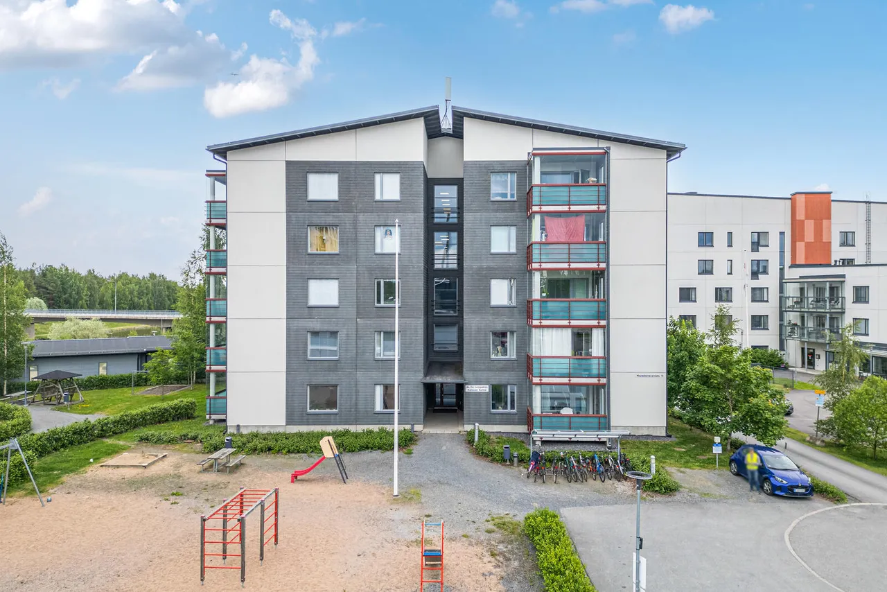 Hopeakanavankatu 15 A 2