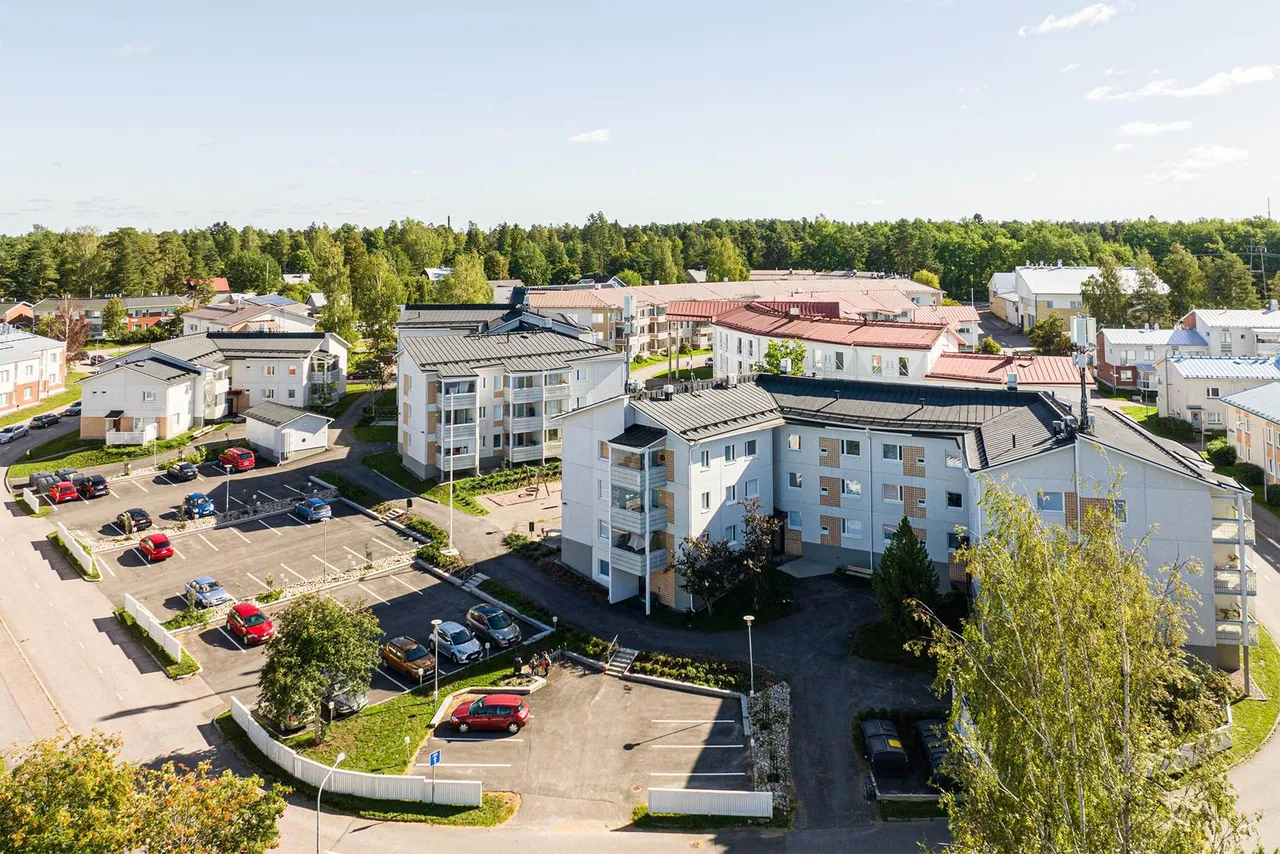 Kesätuulentie 7 3