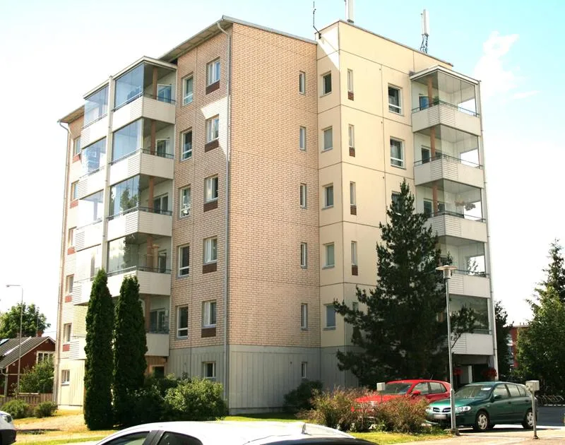 Makasiinintie 6 1