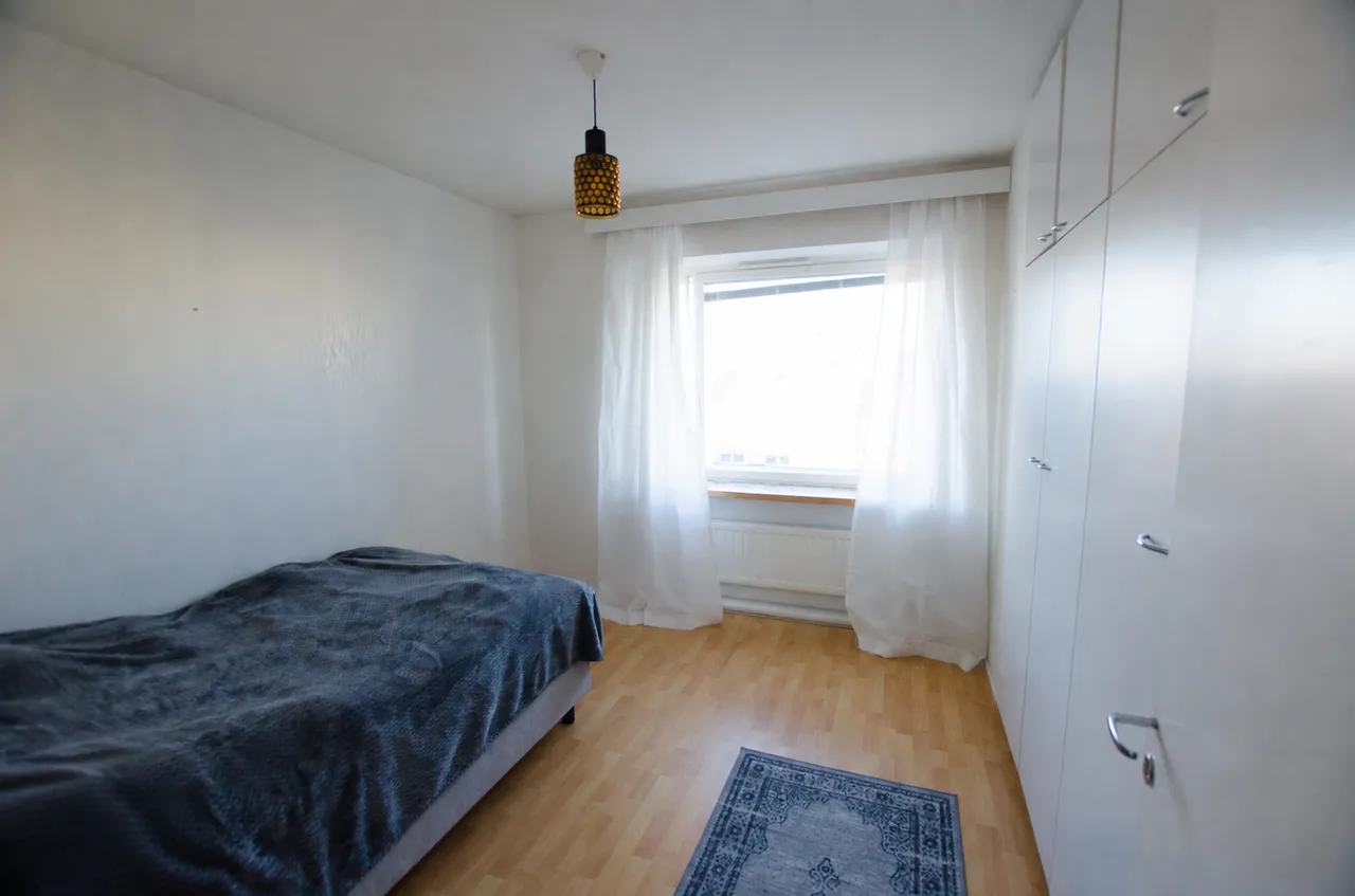 Pohjolankatu 33 4