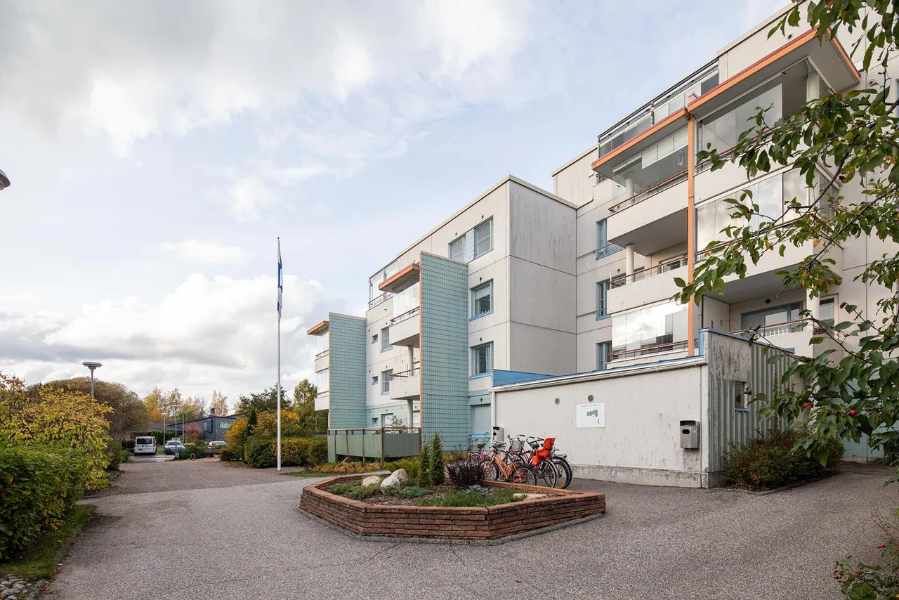 Sibeliuksenväylä 37 4