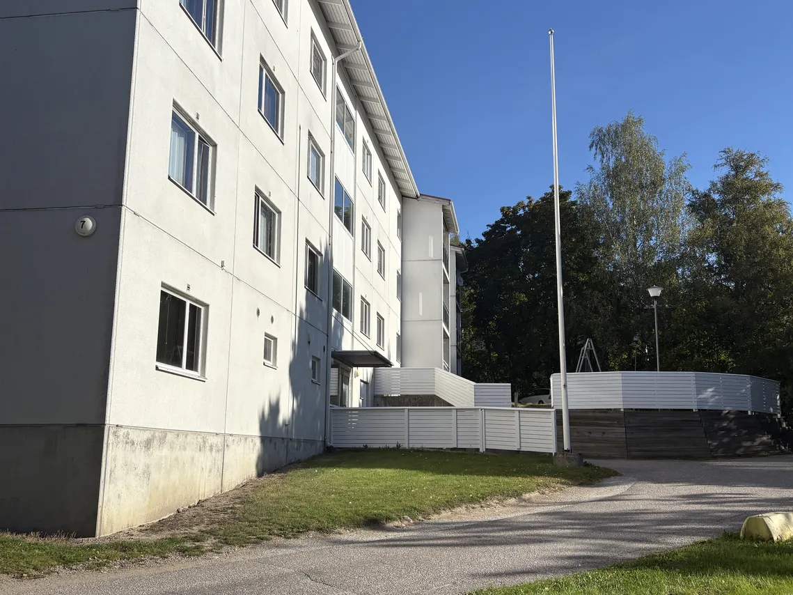Isotuvankatu 7 B 1