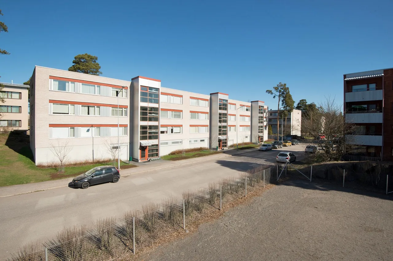Isännäntie 2 E 1