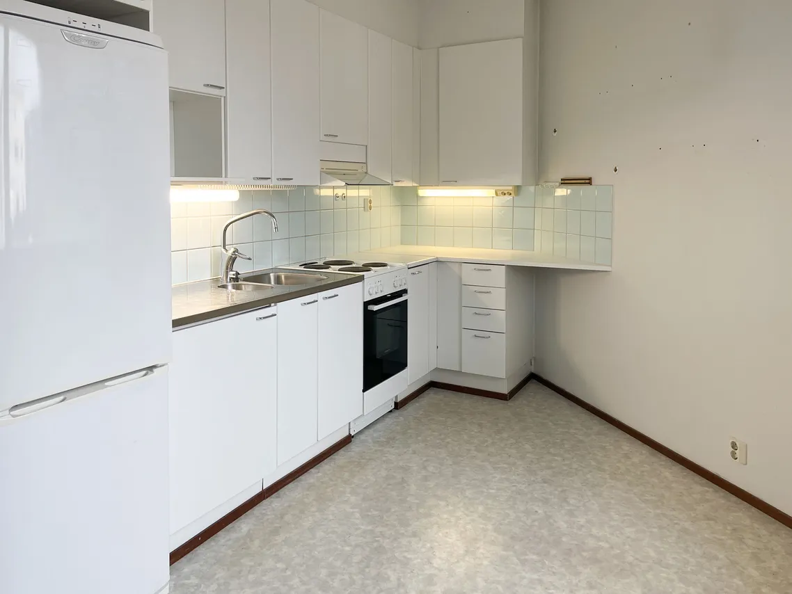 Raatihuoneenkatu 3a 4