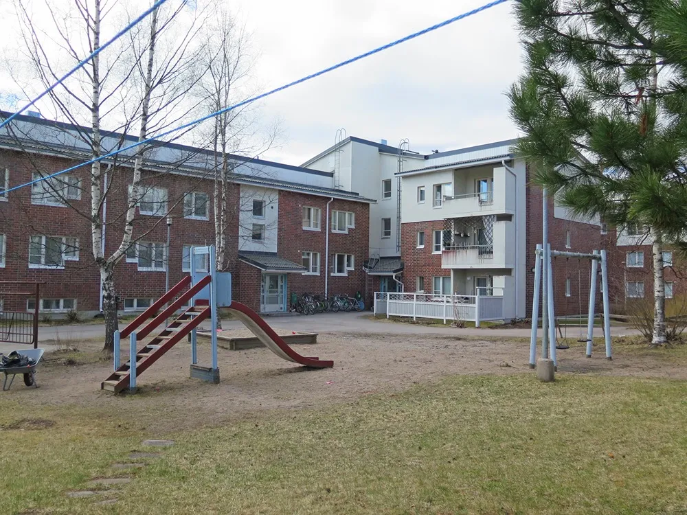 Keskuskuja 2 2