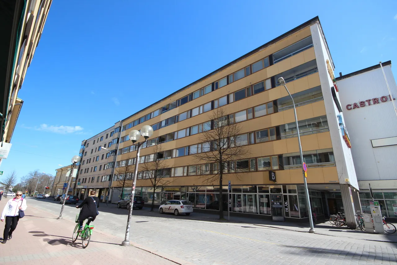 Yrjönkatu 4 B 1