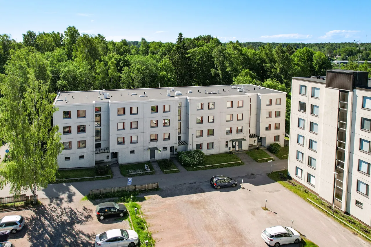 Eerikinkallio 4 2