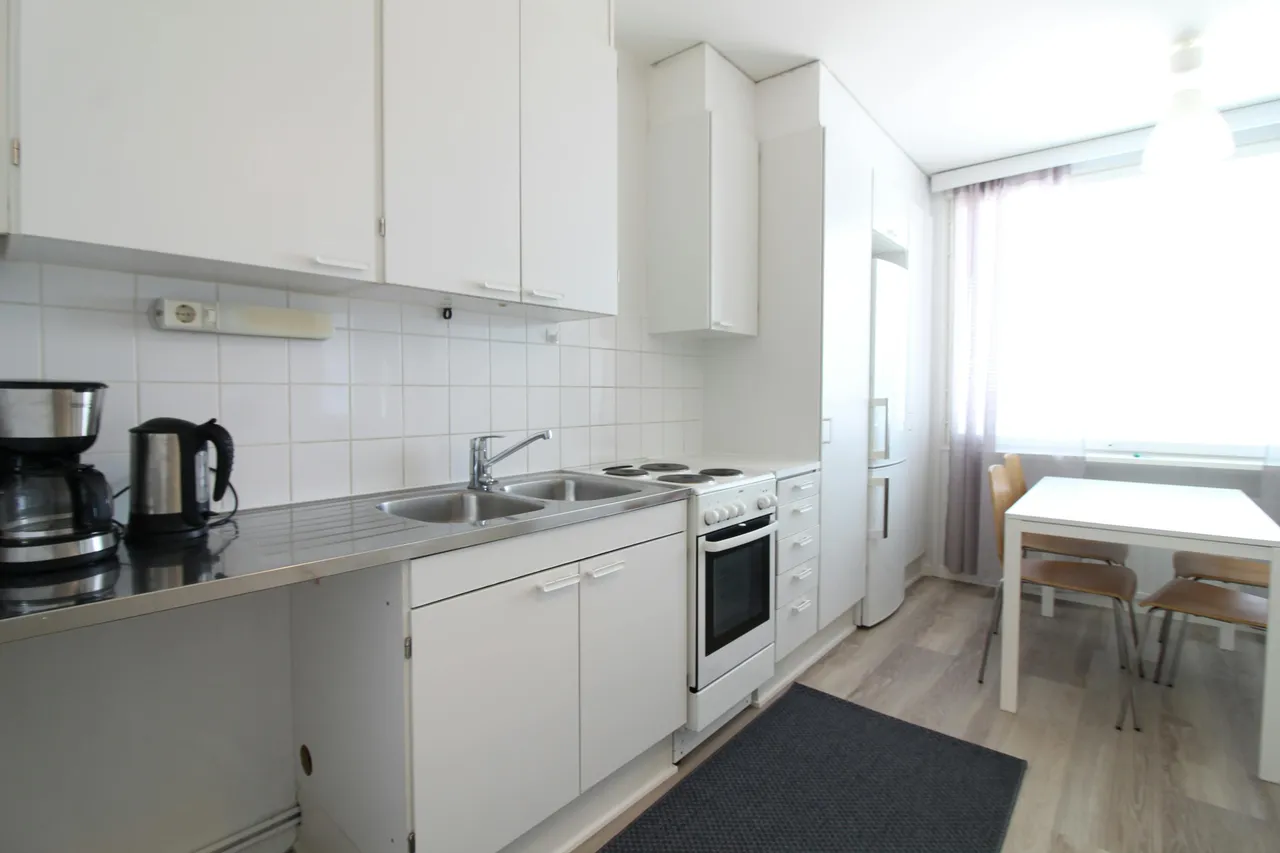 Vesivallinaukio 1 2