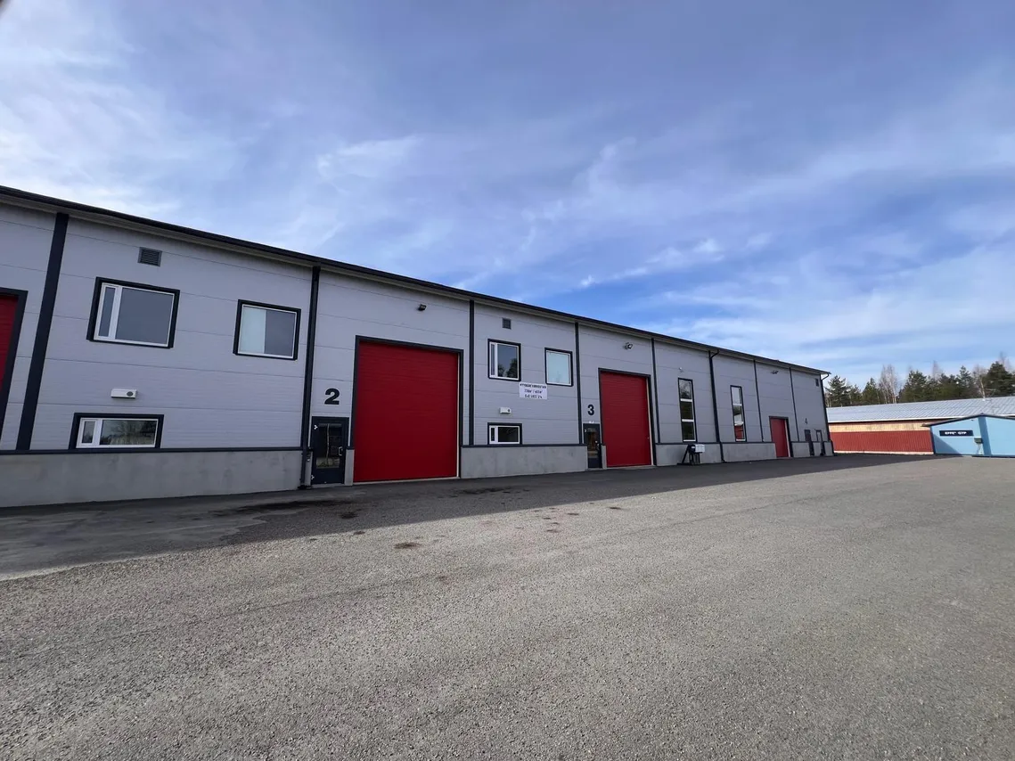 Yrittäjäntie 16 2