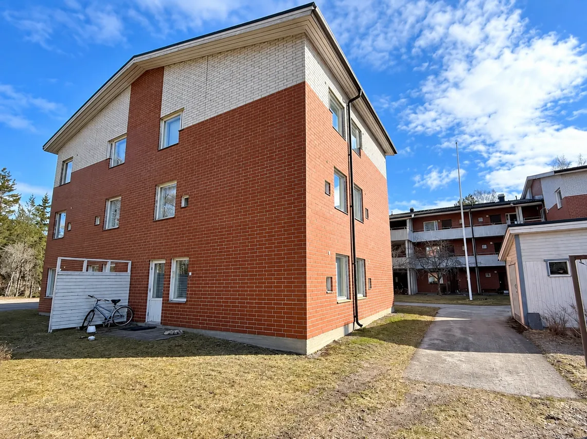 Koulutie 18 4