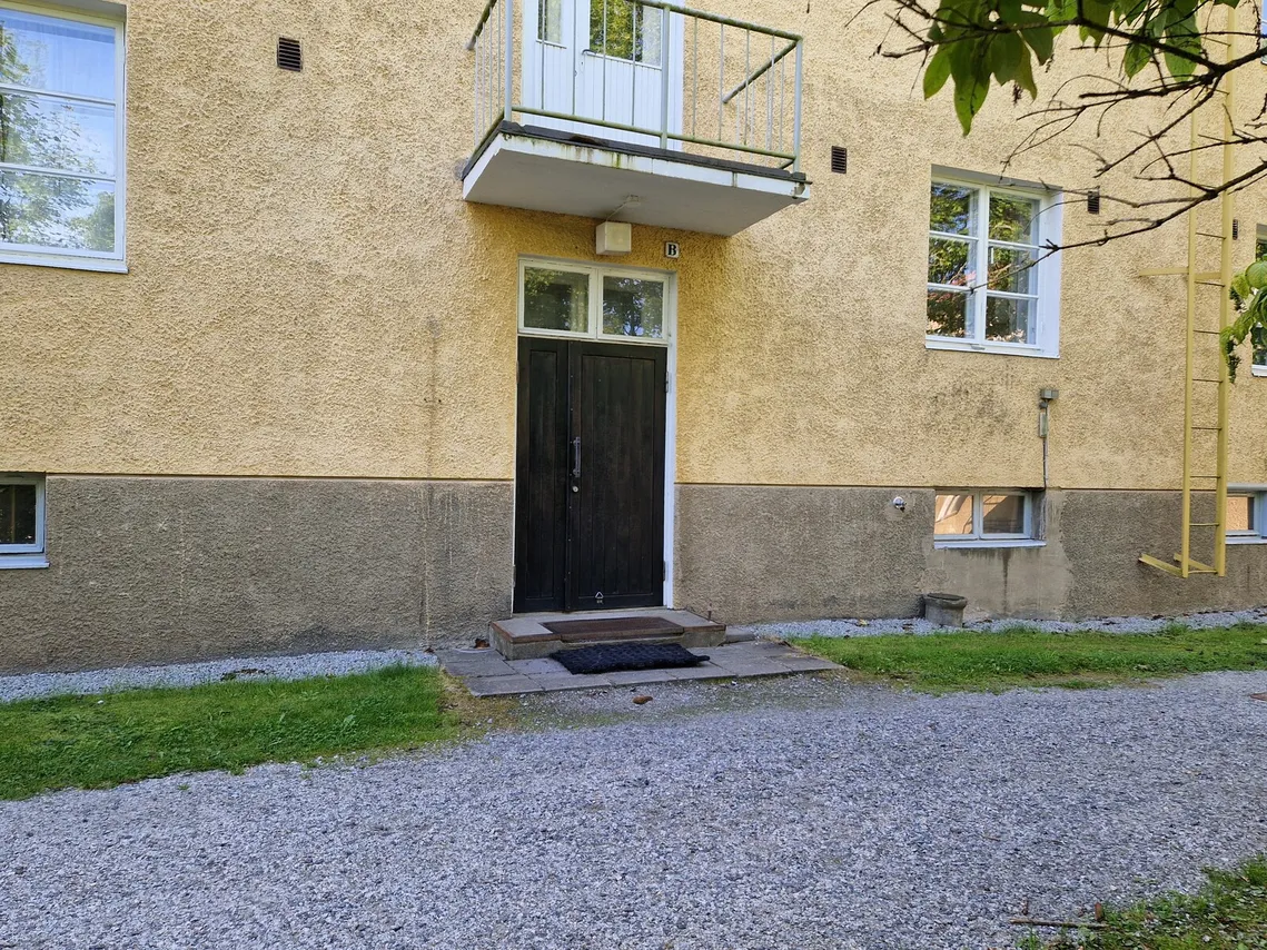 Varbergintie 12 B 3