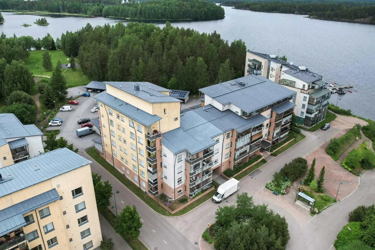 Katajasaarenkatu 2 1