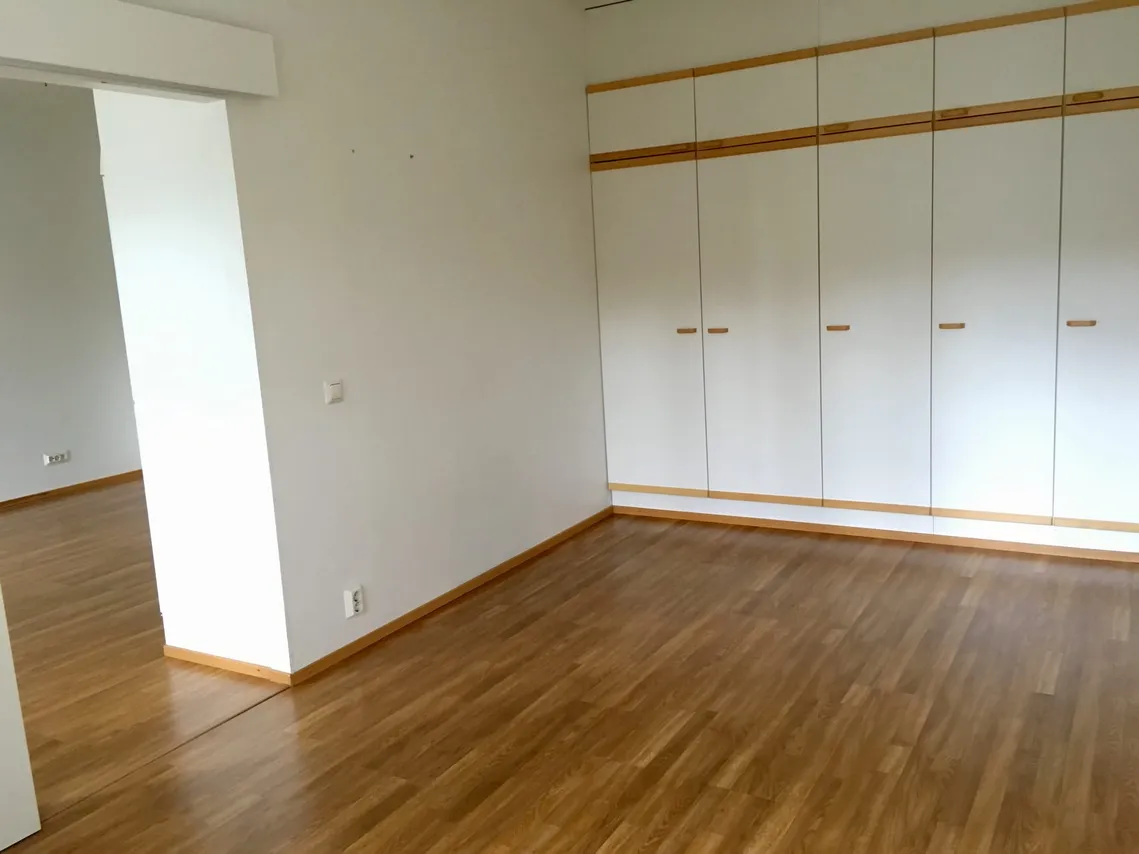 Männikkötie 3 5