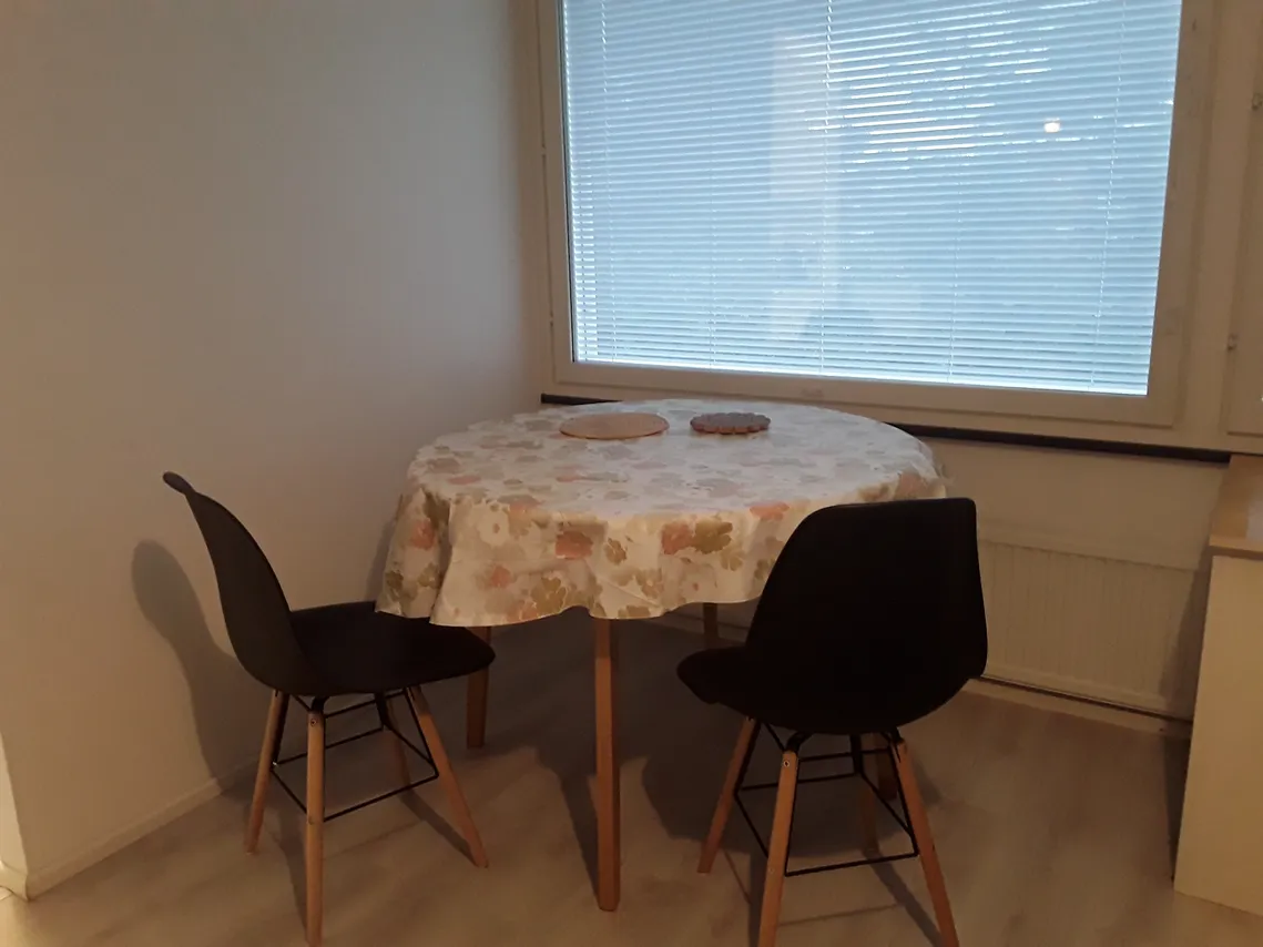 Kenttäkatu  5 5
