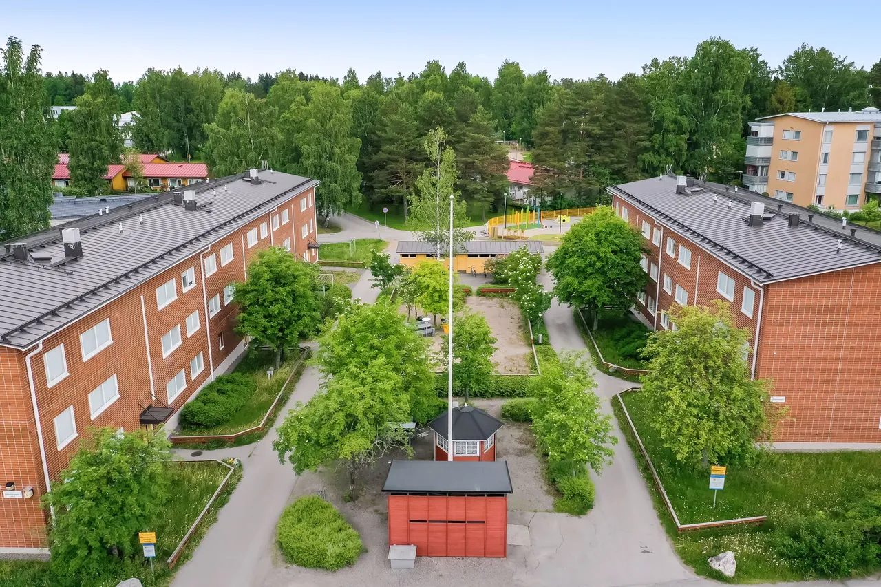 Oppegårdinpolku 1 2